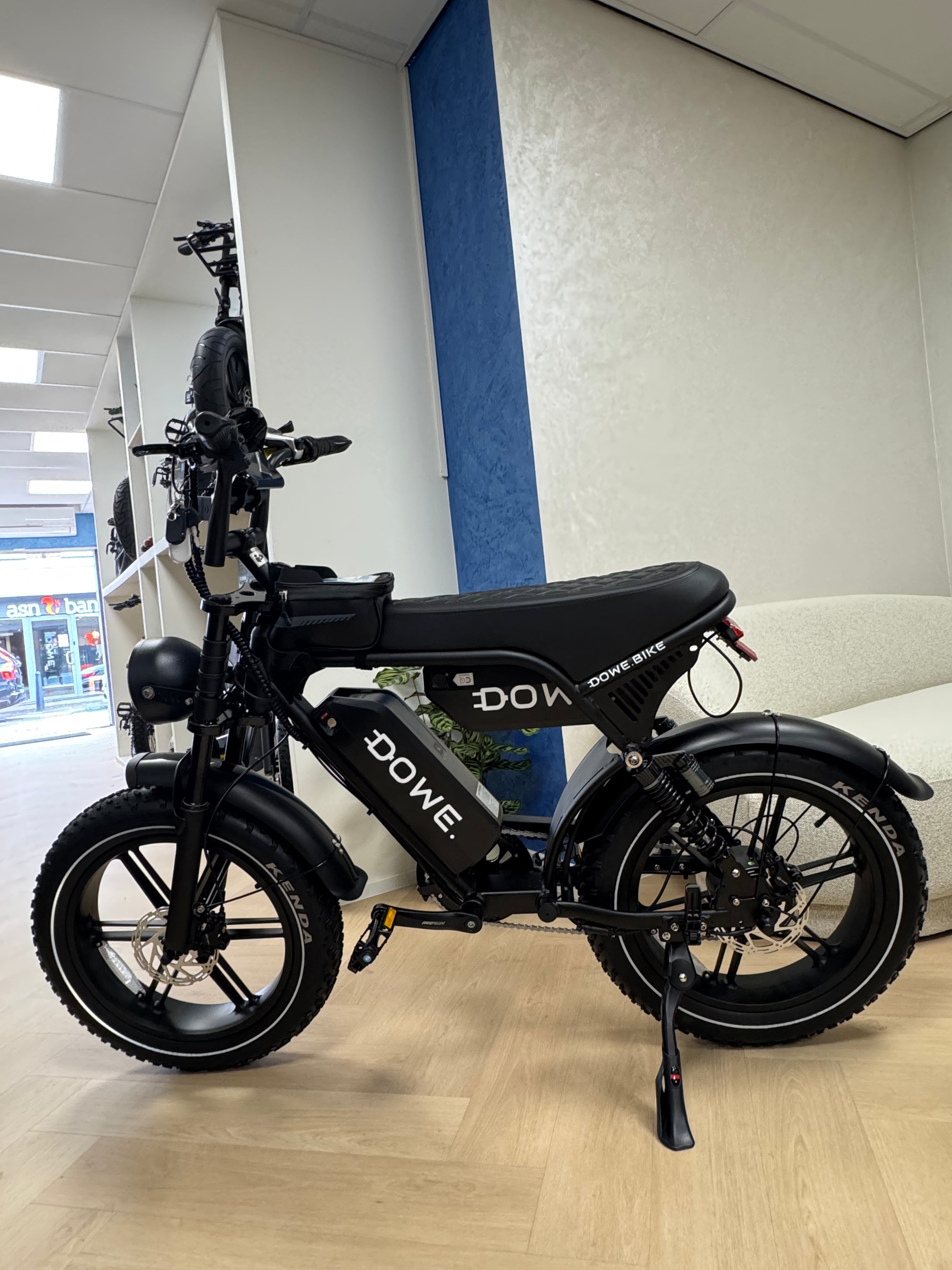 Dowe Ultra Max Fatbike NFC display – detailopname